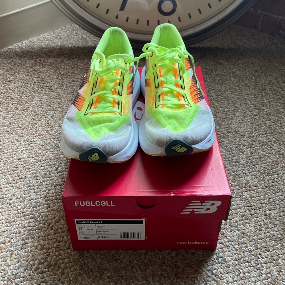 New Balance Fuelcell Rebel V4